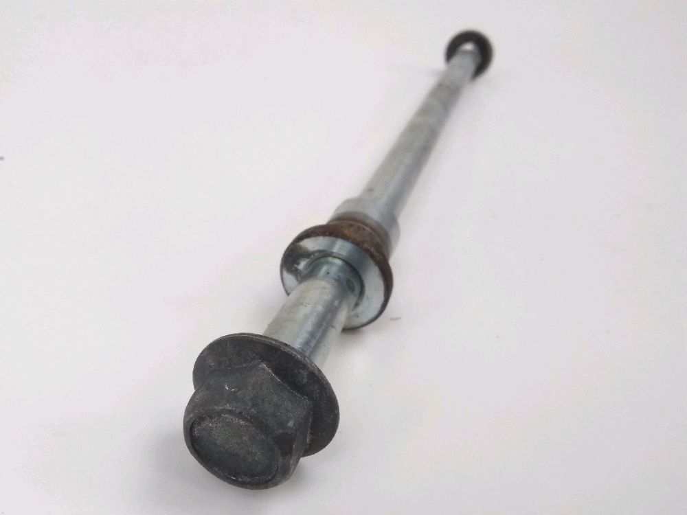 AXE DE ROUE AVANT