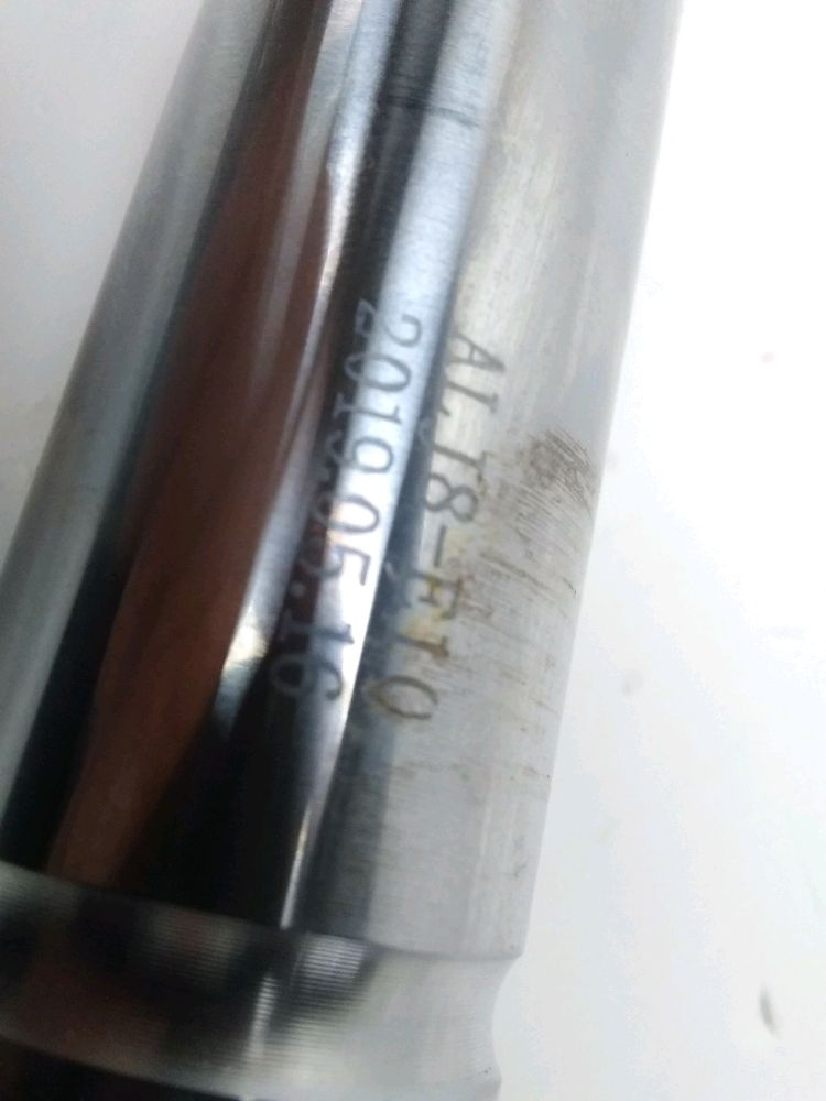 TUBE DE FOURCHE GAUCHE