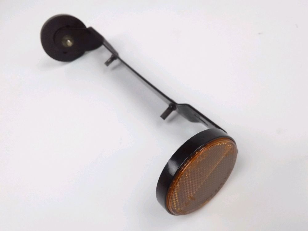 Support de plaque et eclairage