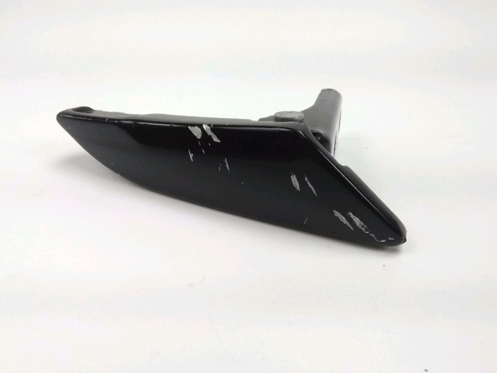 PLATINE ET REPOSE PIEDS ARRIERE DROIT