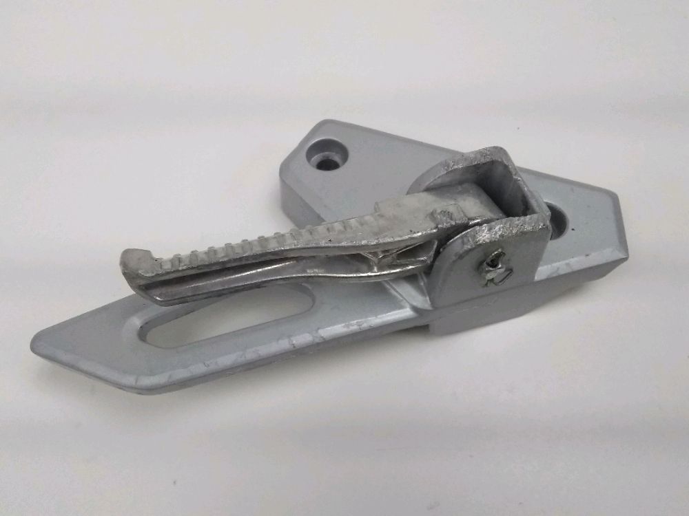 Platine arriere droite complete