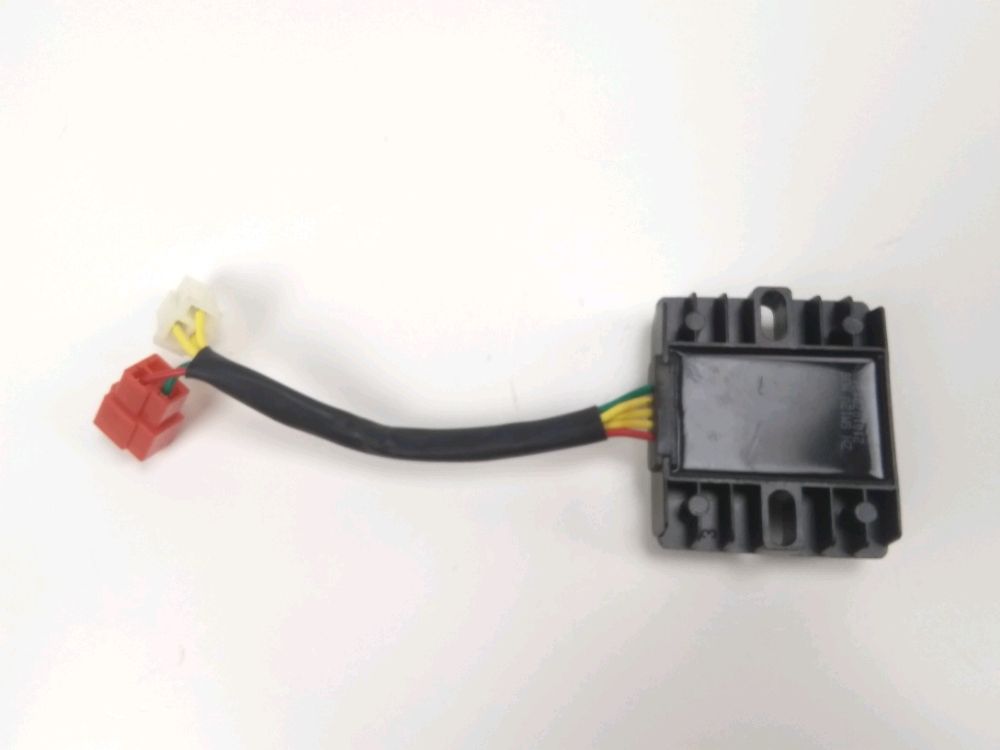 REGULATEUR DE TENSION