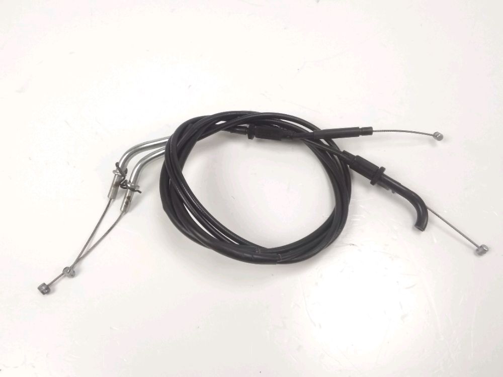 Cable d'accelerateur