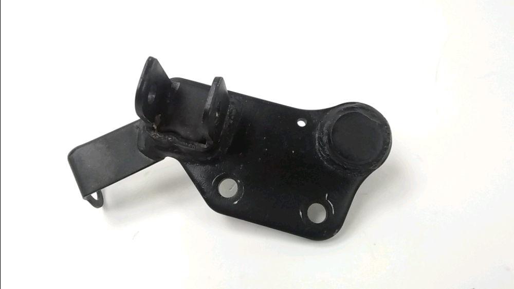 Platine avant droite