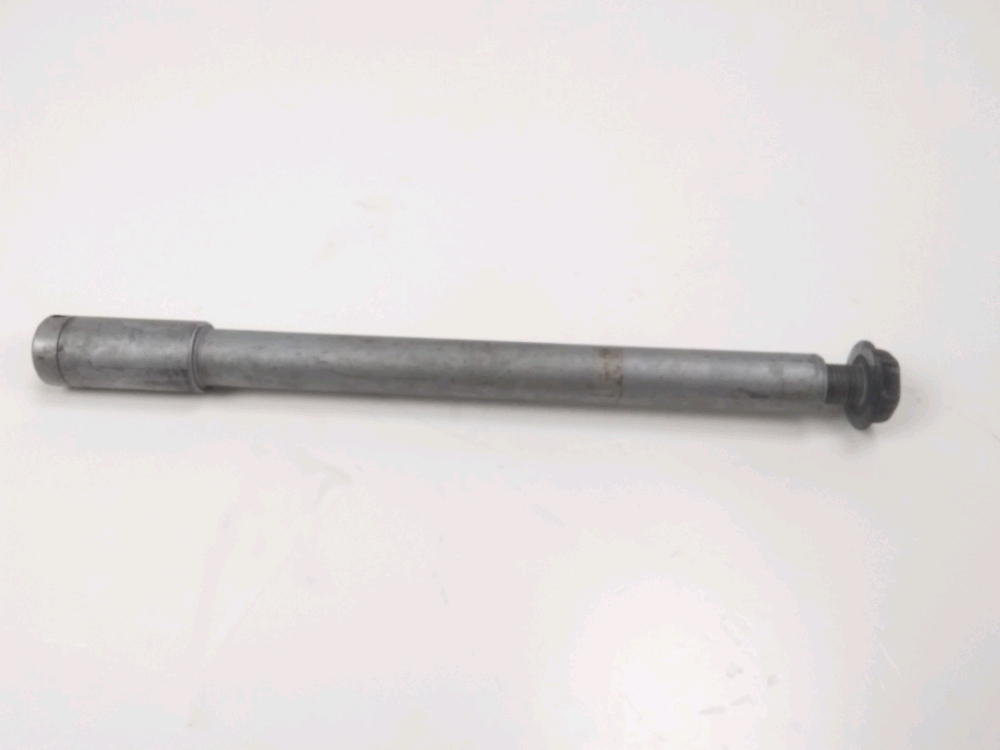 AXE DE ROUE AVANT
