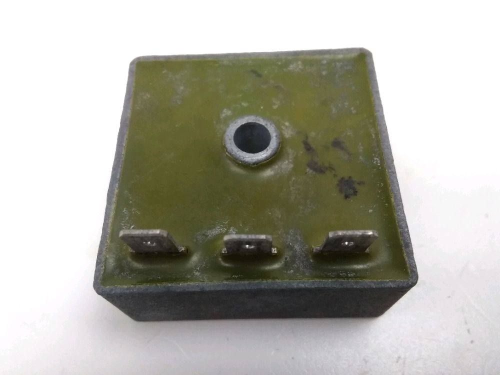 REGULATEUR DE TENSION