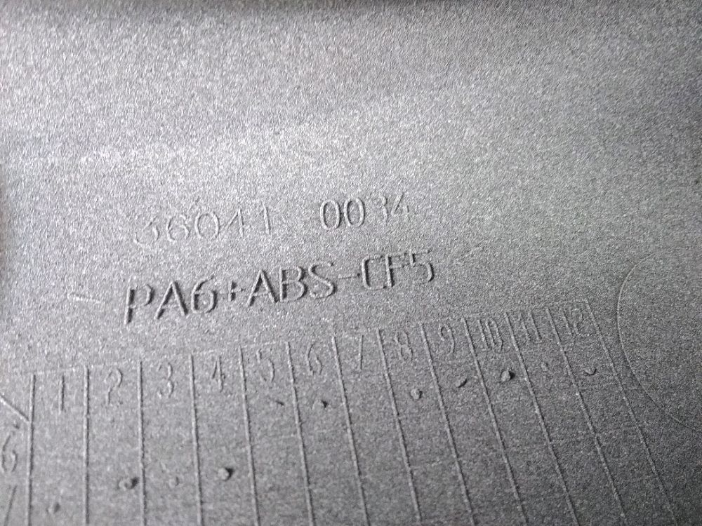 CARENAGE ARRIERE DROIT