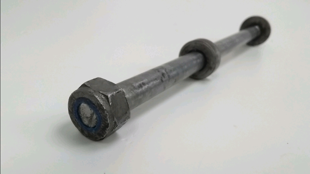 AXE DE ROUE ARRIERE
