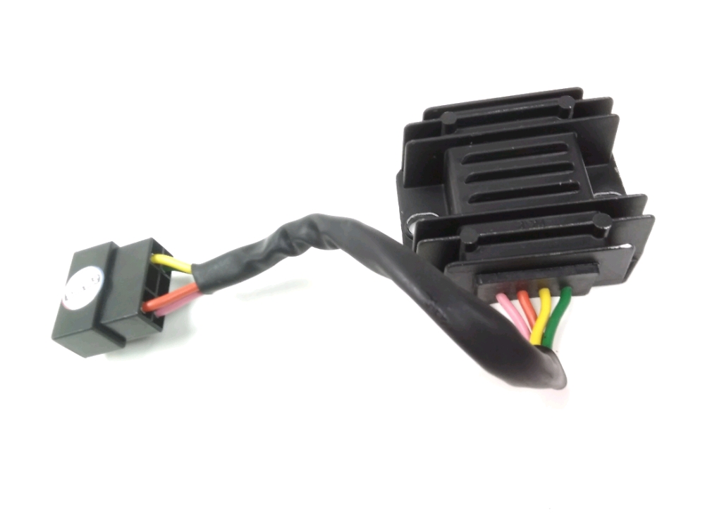 REGULATEUR DE TENSION