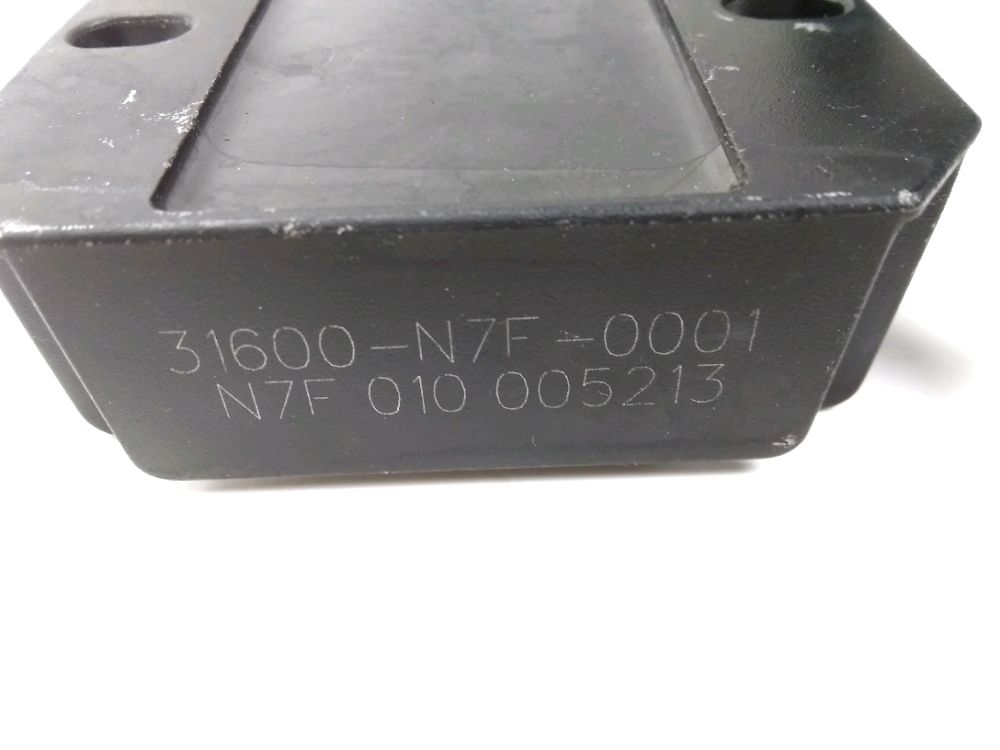 REGULATEUR DE TENSION