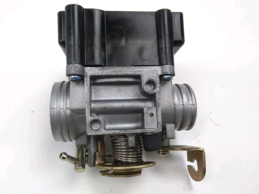 CORPS D'INJECTION DROIT