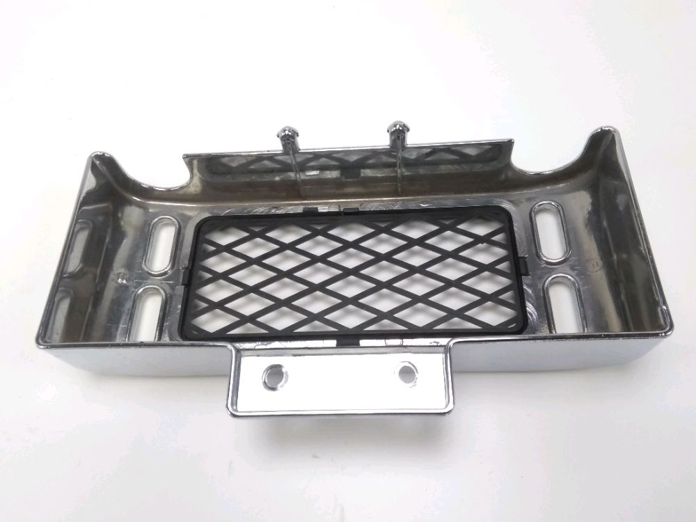 GRILLE DE RADIATEUR