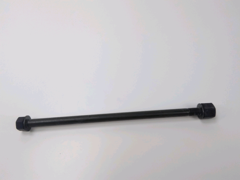 AXE DE ROUE AVANT