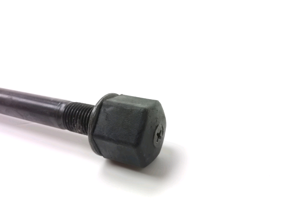 AXE DE ROUE AVANT