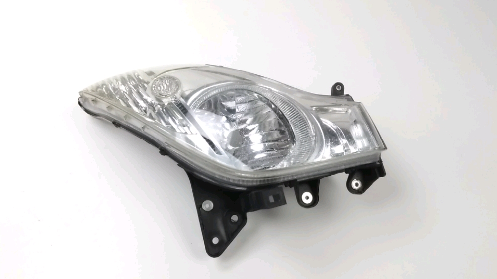 OPTIQUE AVANT GAUCHE