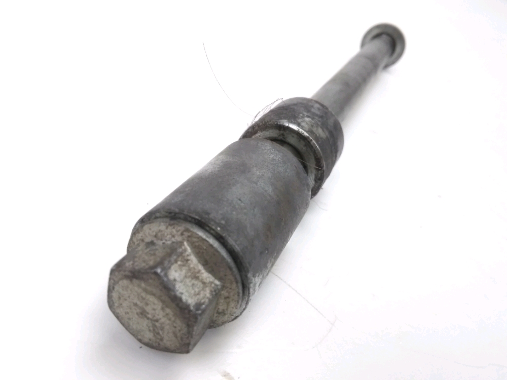 AXE DE ROUE ARRIERE