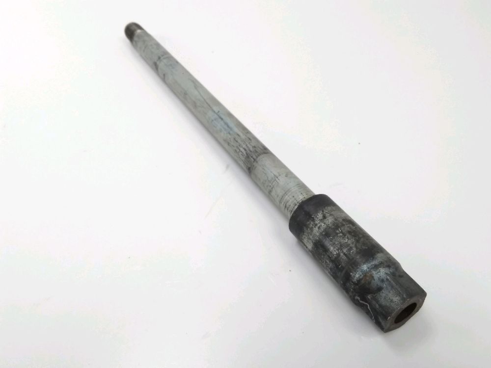 AXE DE ROUE AVANT