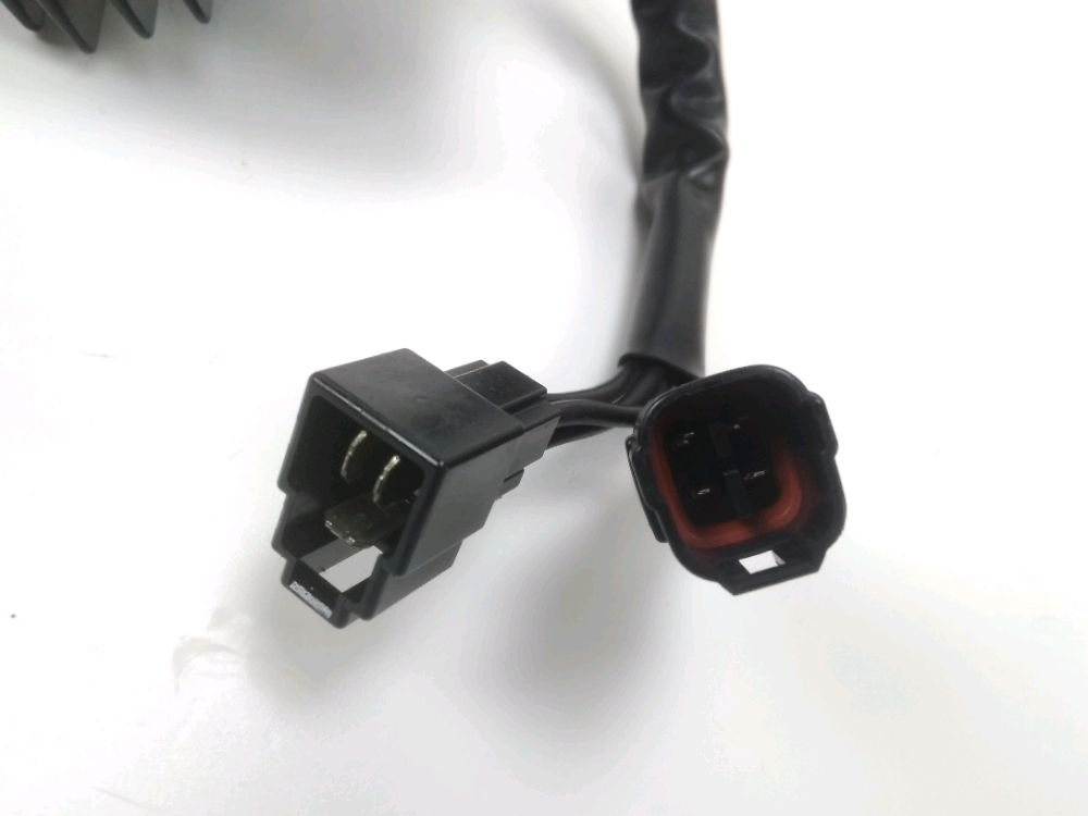 REGULATEUR DE TENSION