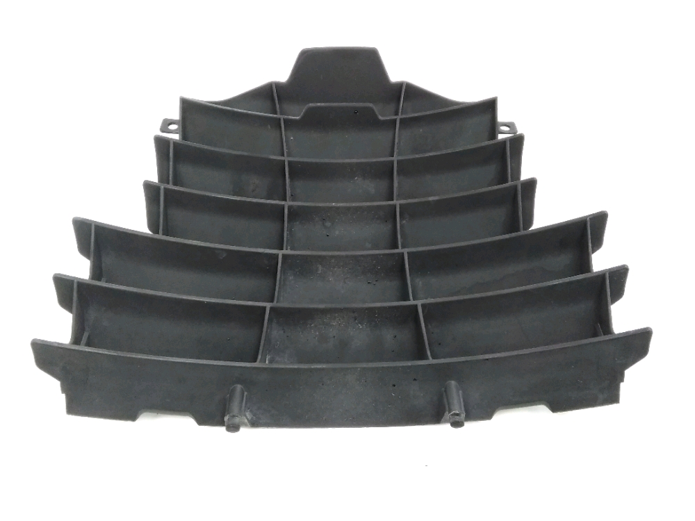 GRILLE DE RADIATEUR