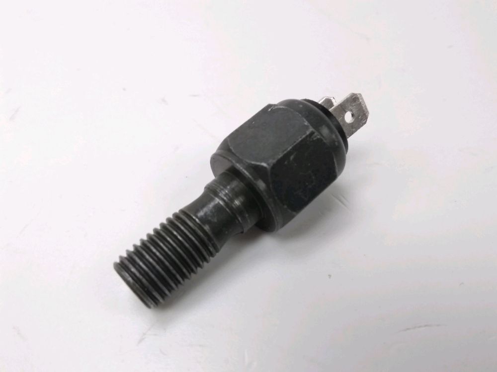 Contacteur de stop ar