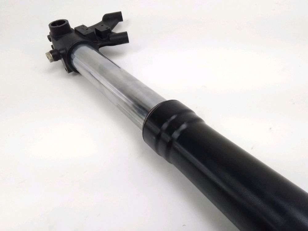 TUBE DE FOURCHE GAUCHE