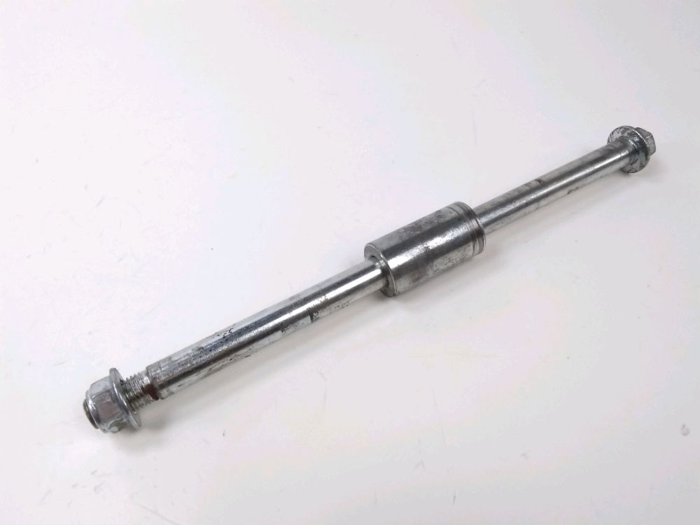 AXE DE ROUE ARRIERE