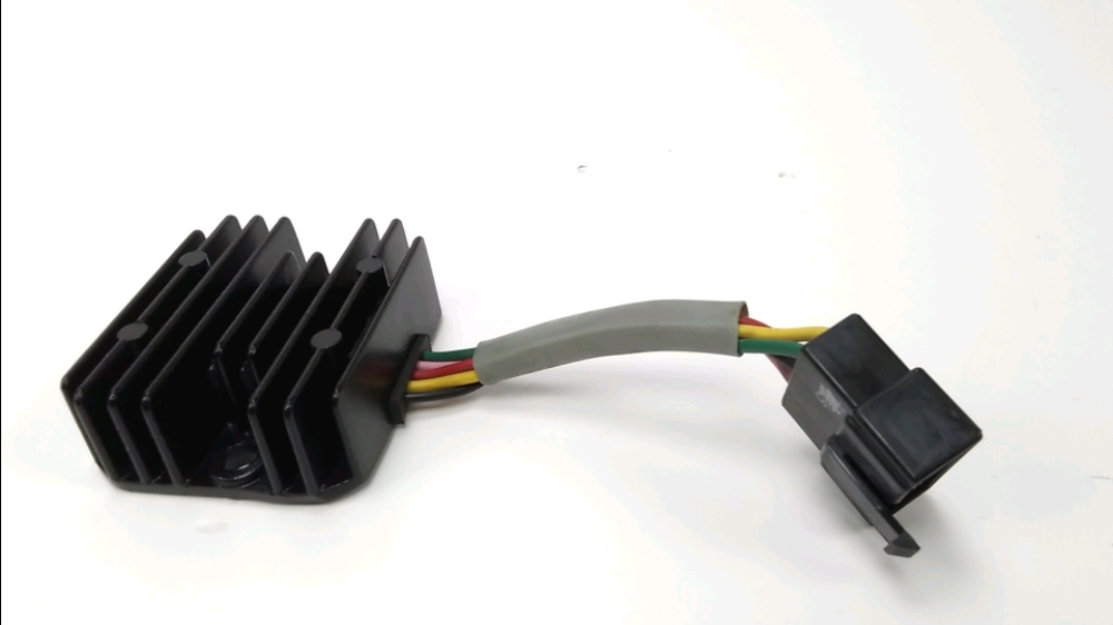 REGULATEUR DE TENSION