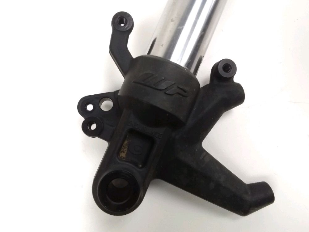 TUBE DE FOURCHE GAUCHE