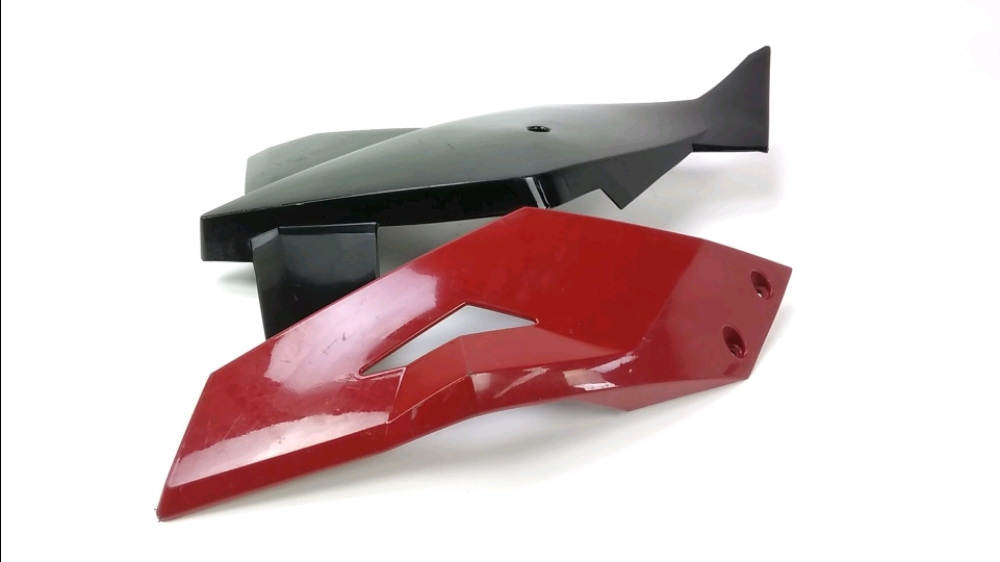 CARENAGE AVANT DROIT