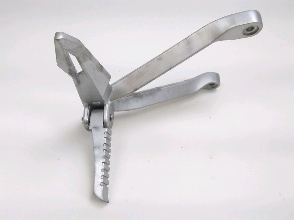 Platine arriere droite complete