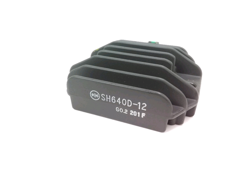 REGULATEUR DE TENSION