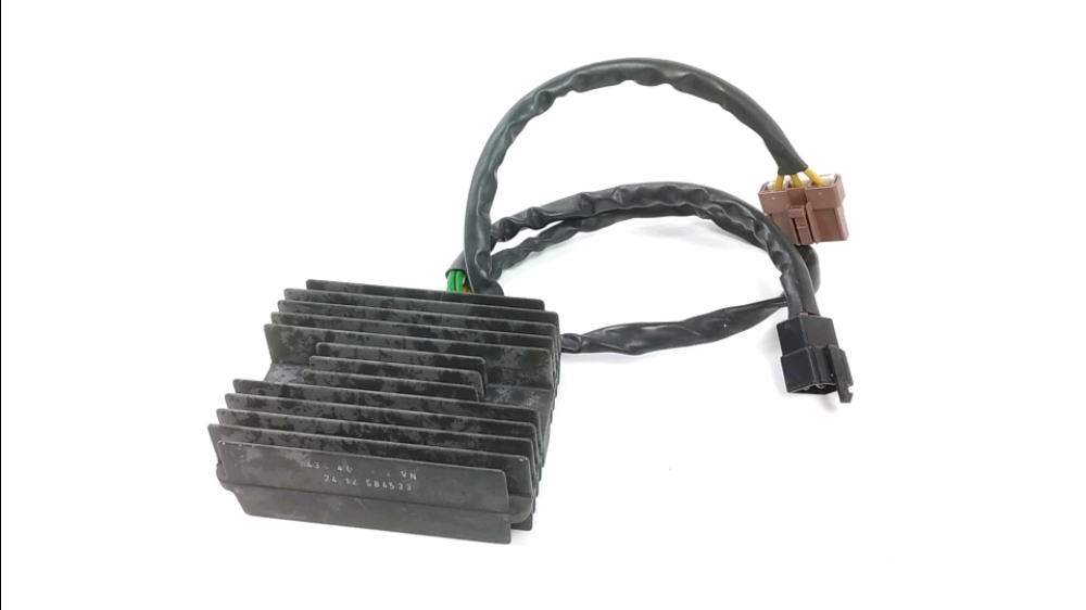 REGULATEUR DE TENSION