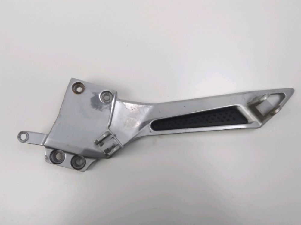 Platine avant gauche