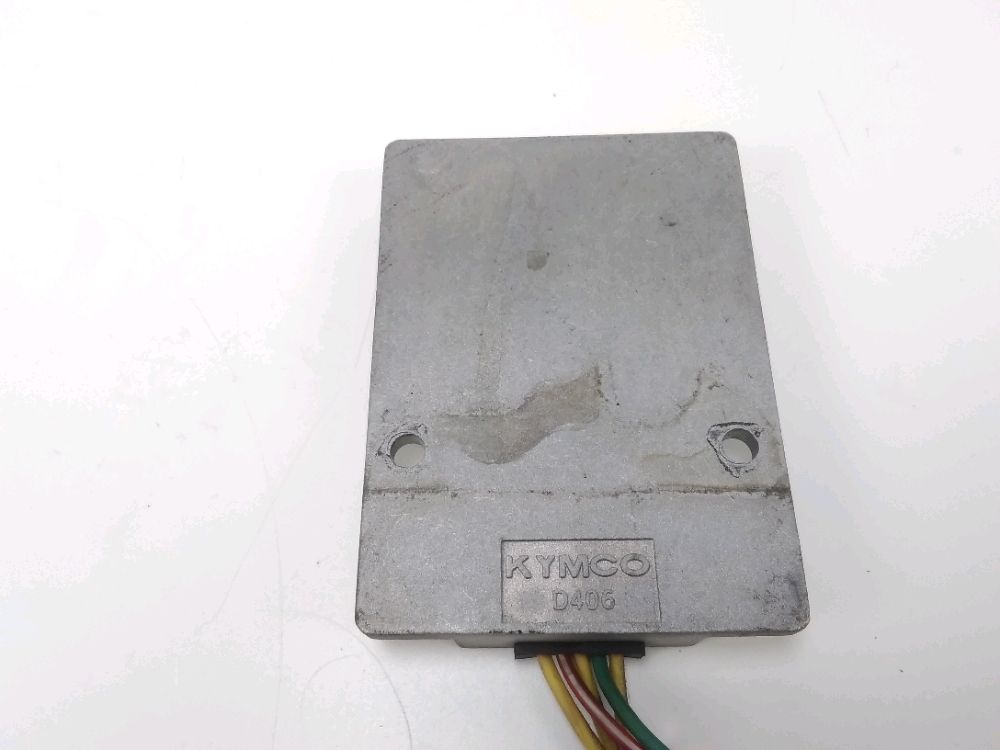 REGULATEUR DE TENSION