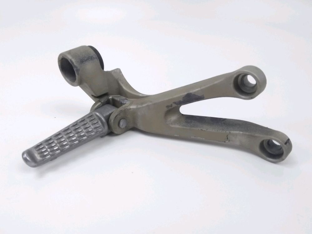 Platine arriere droite complete