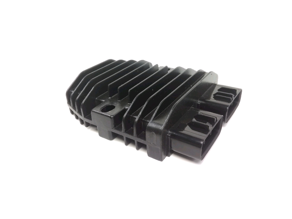 REGULATEUR DE TENSION