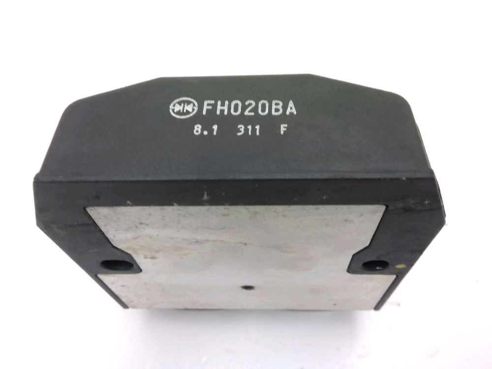 REGULATEUR DE TENSION