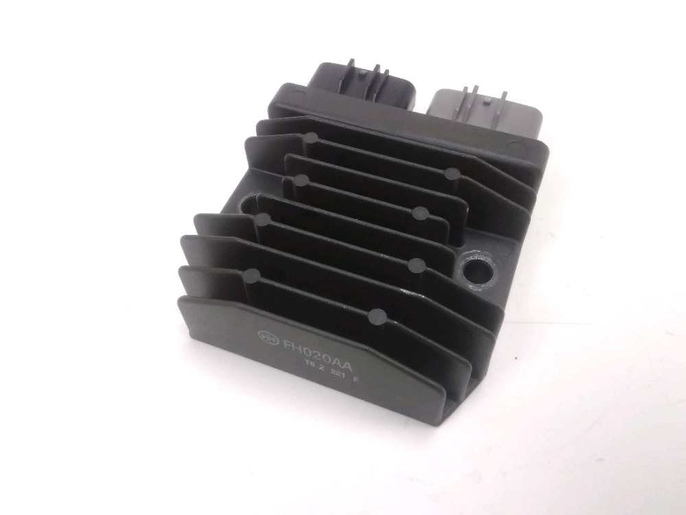 REGULATEUR DE TENSION
