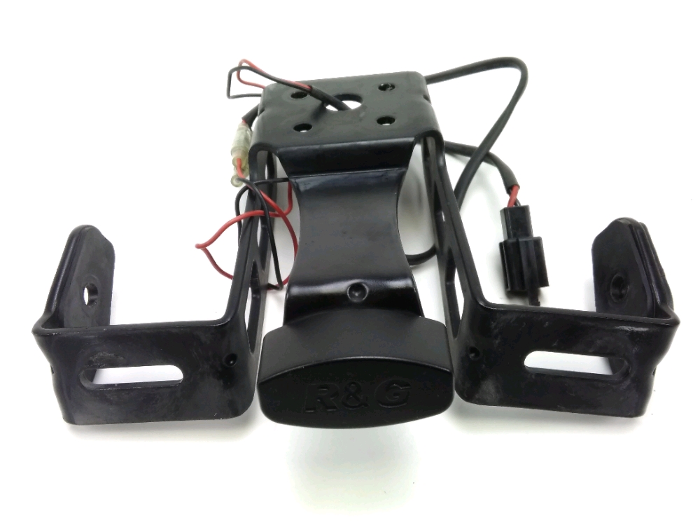 Support de plaque et eclairage