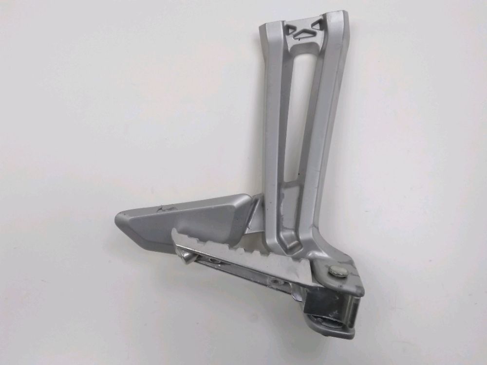 PLATINE ARRIERE DROITE COMPLETE