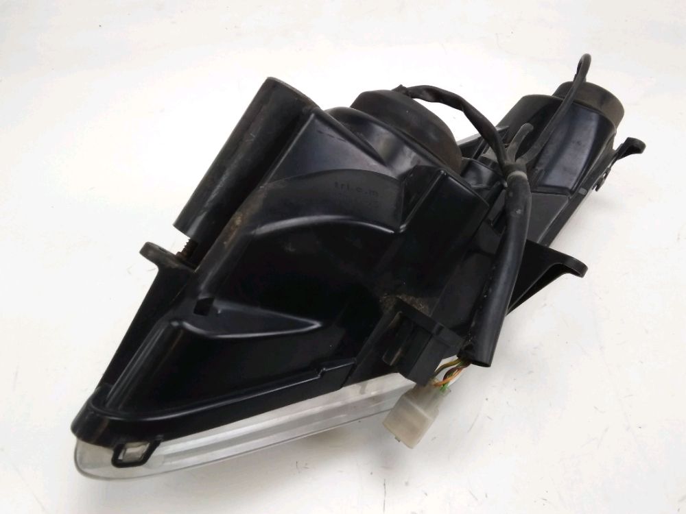 OPTIQUE AVANT GAUCHE