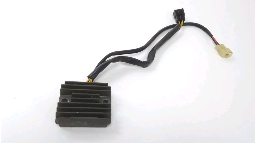 REGULATEUR DE TENSION