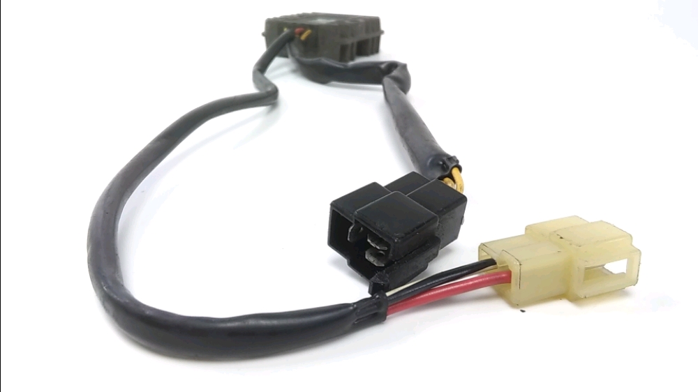 REGULATEUR DE TENSION