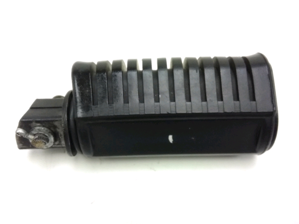 Repose pieds arriere droit