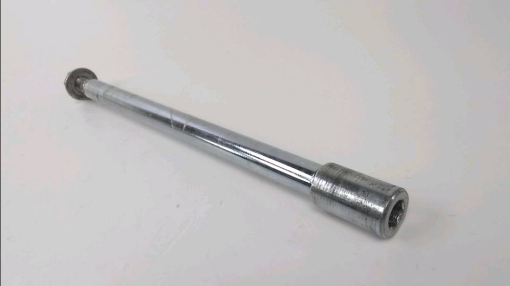 AXE DE ROUE AVANT