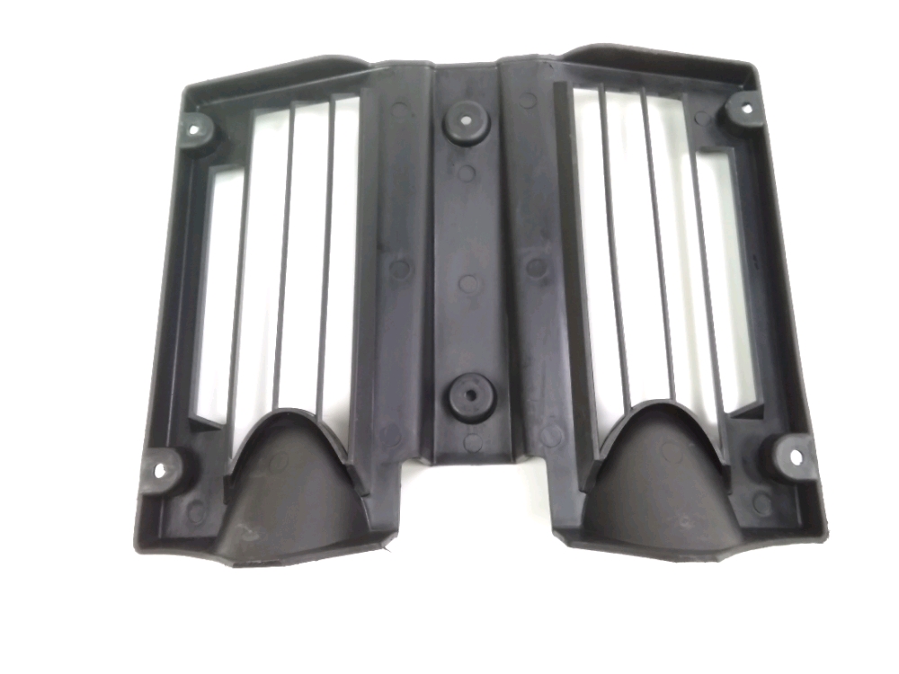 GRILLE DE RADIATEUR