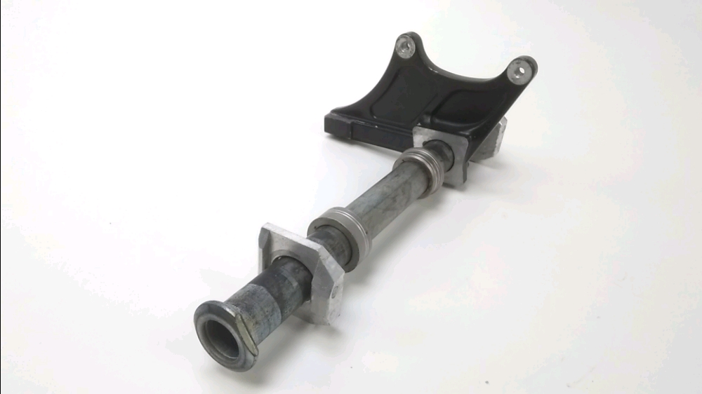 AXE DE ROUE ARRIERE