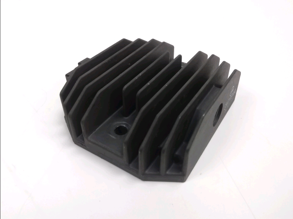 REGULATEUR DE TENSION