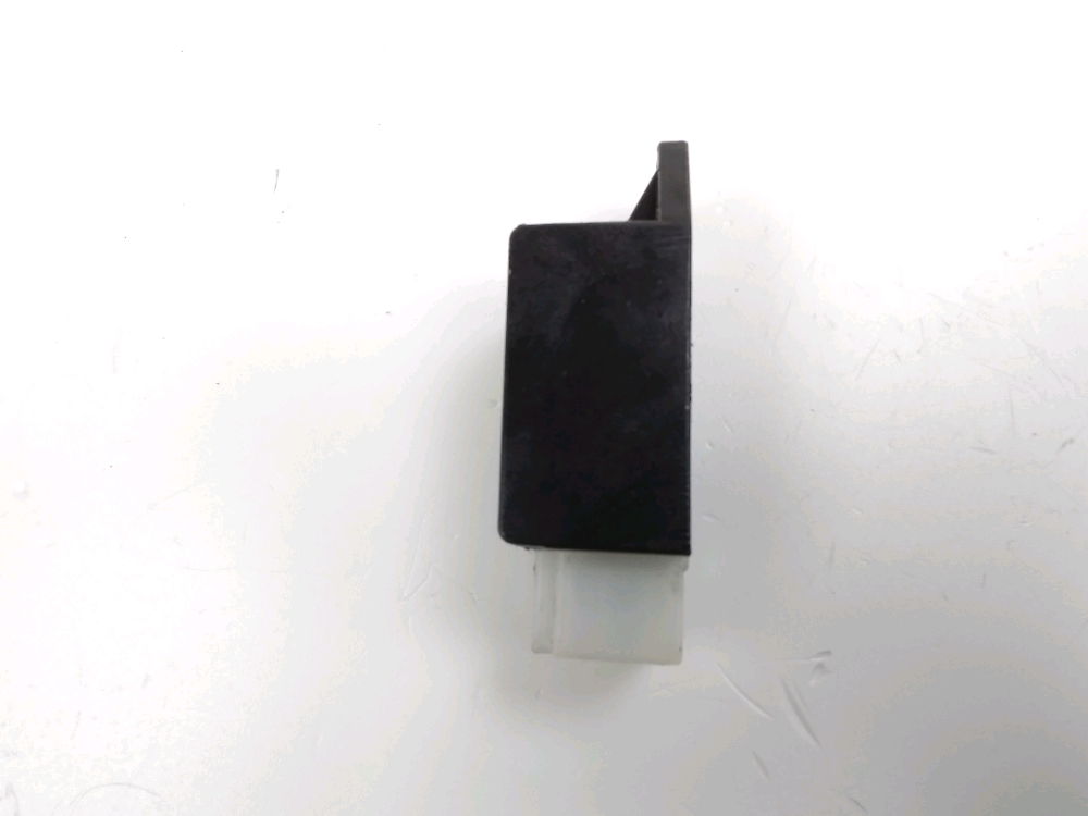 REGULATEUR DE TENSION