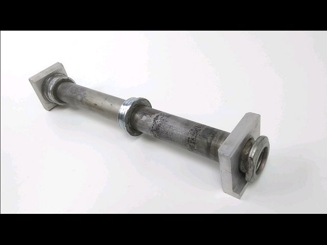AXE DE ROUE ARRIERE